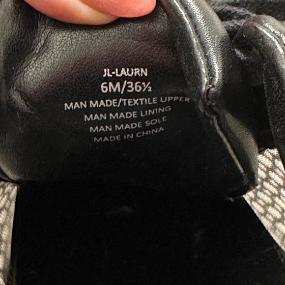 Dolce Vita Black Sneakers - Picture 7 of 7